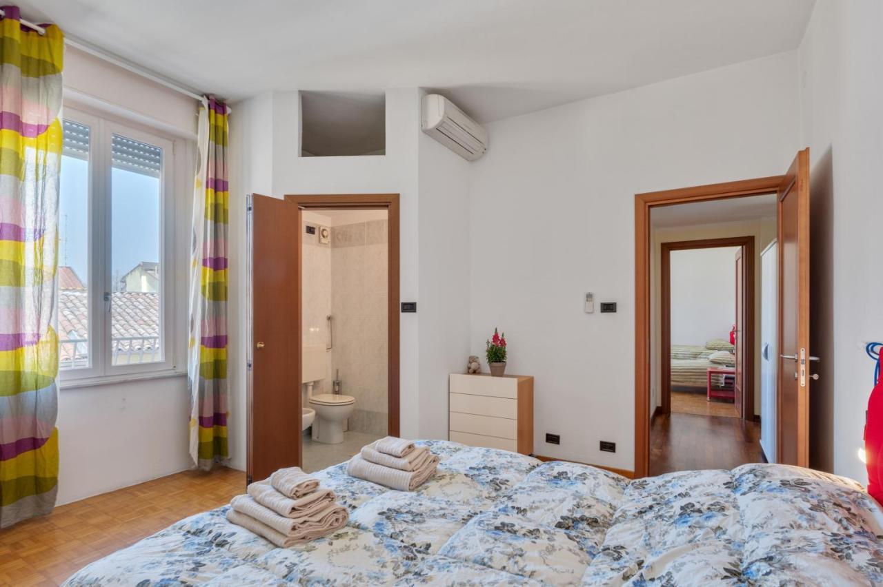 Oltretorrente Ampio Appartamento Con Balconi Parma Buitenkant foto